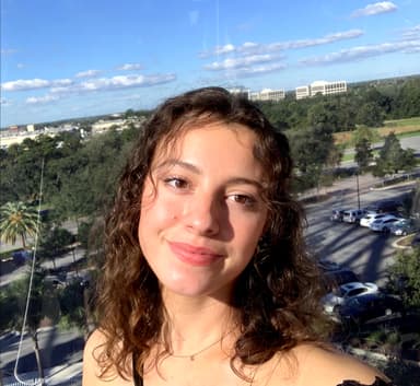 Alexis Snelson