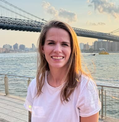 Hannah MacDonald